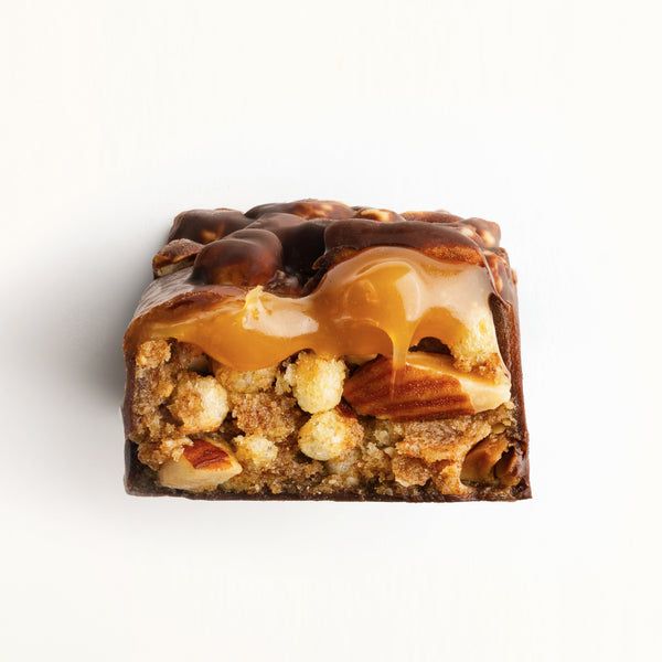 SALTED ALMOND 10x40G